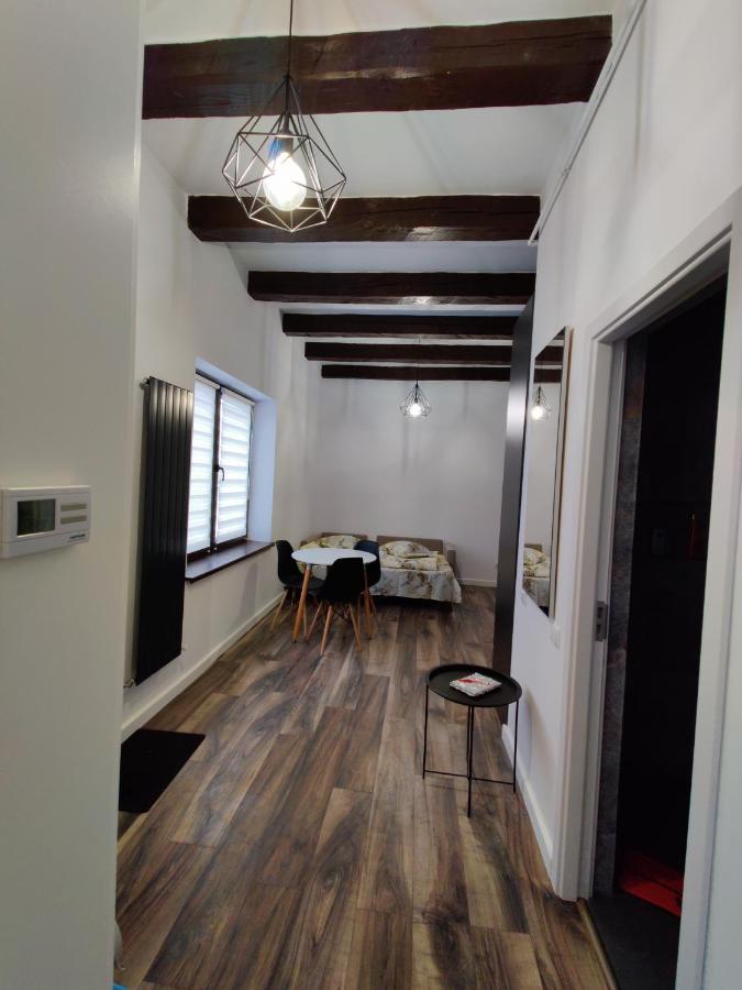 New Residence Brasov Bagian luar foto