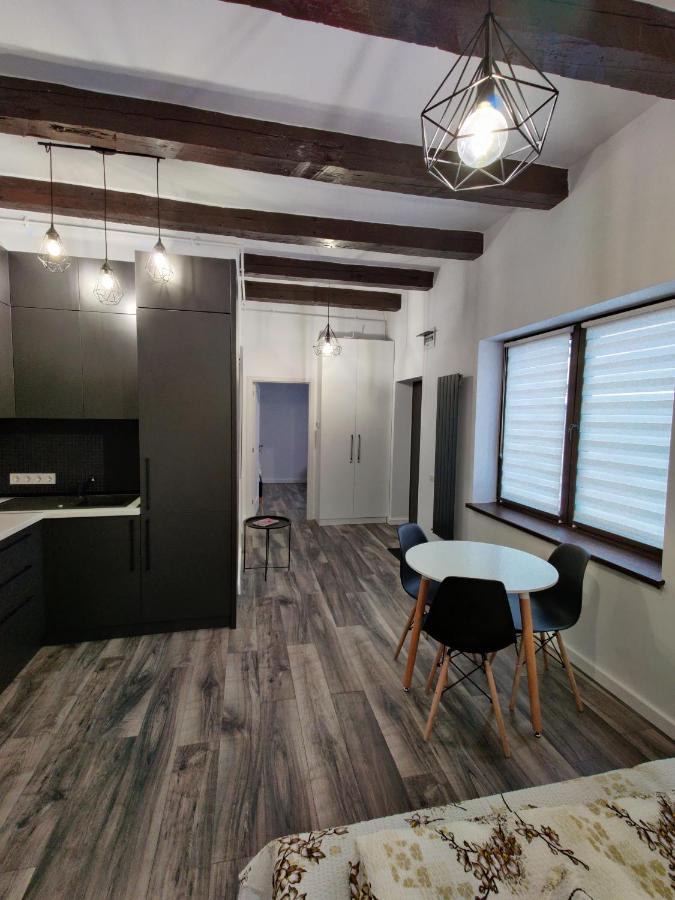 New Residence Brasov Bagian luar foto