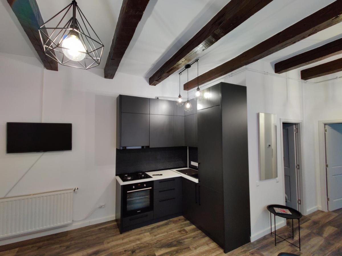 New Residence Brasov Bagian luar foto