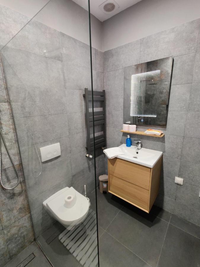 New Residence Brasov Bagian luar foto