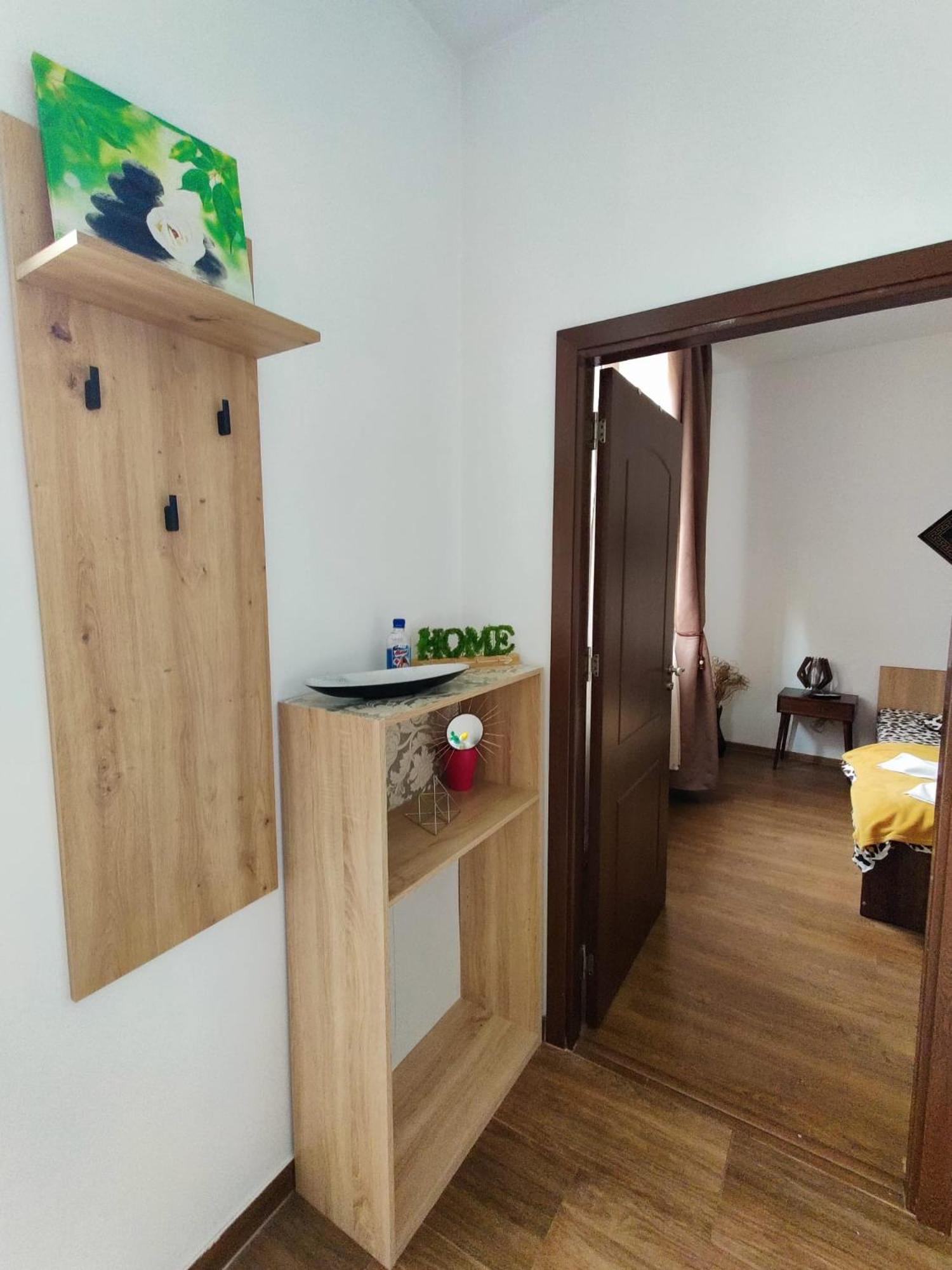 New Residence Brasov Bagian luar foto